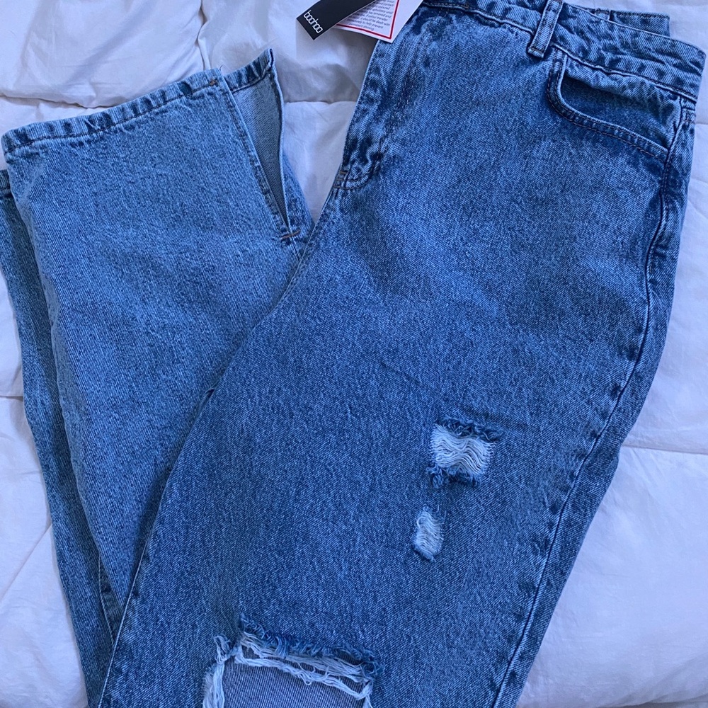 Boohoo Acid Wash Ripped Mom Jeans